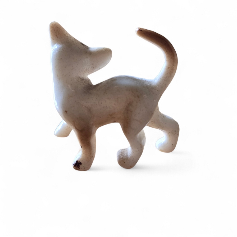 Vintage Hong Kong Mini Cat Figurines Set Cottagecore Kitten Family Decor - Picture 4 of 7